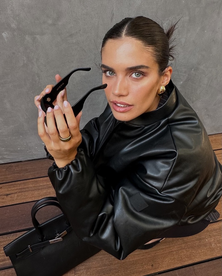 Sara Sampaio Sara Sampaio
