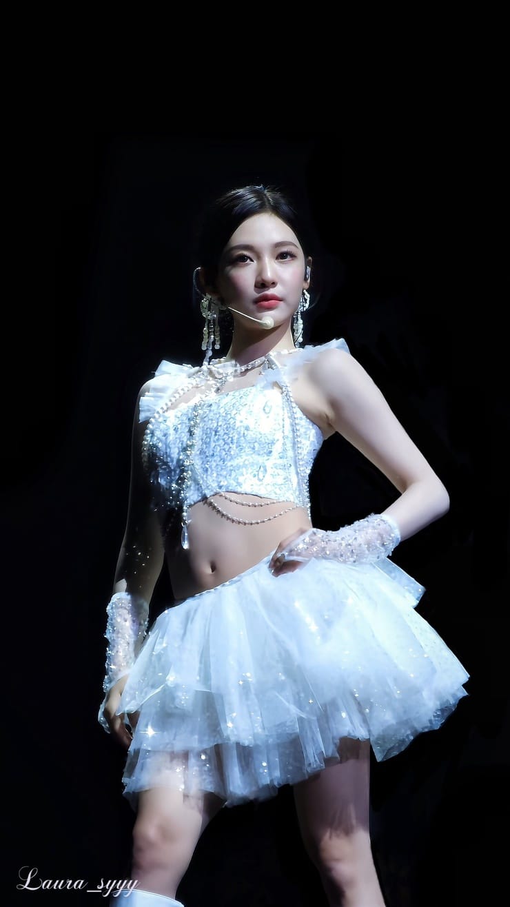 Yizhuo Ning
