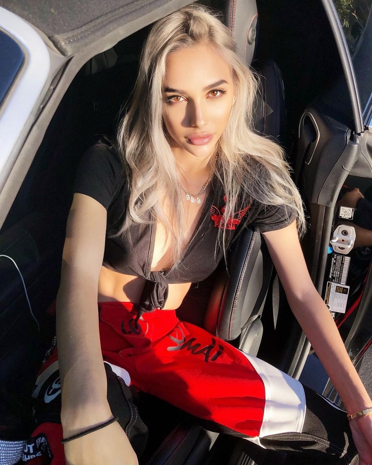 Amber Bernstein