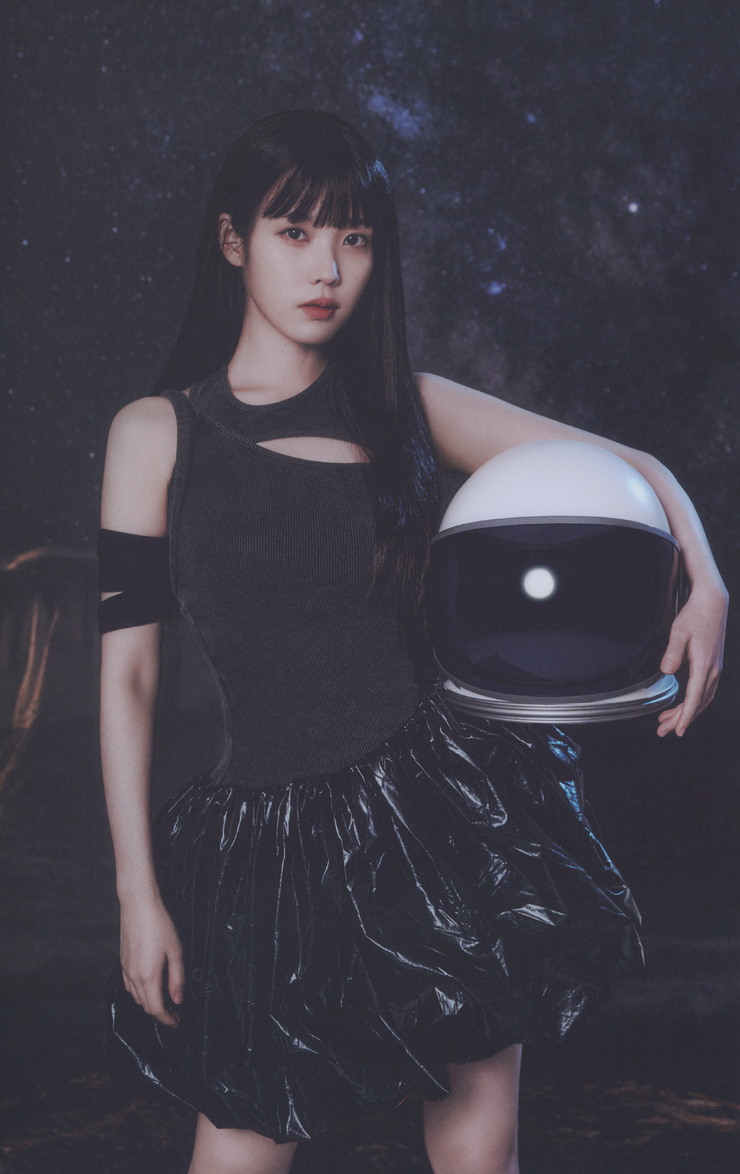 IU