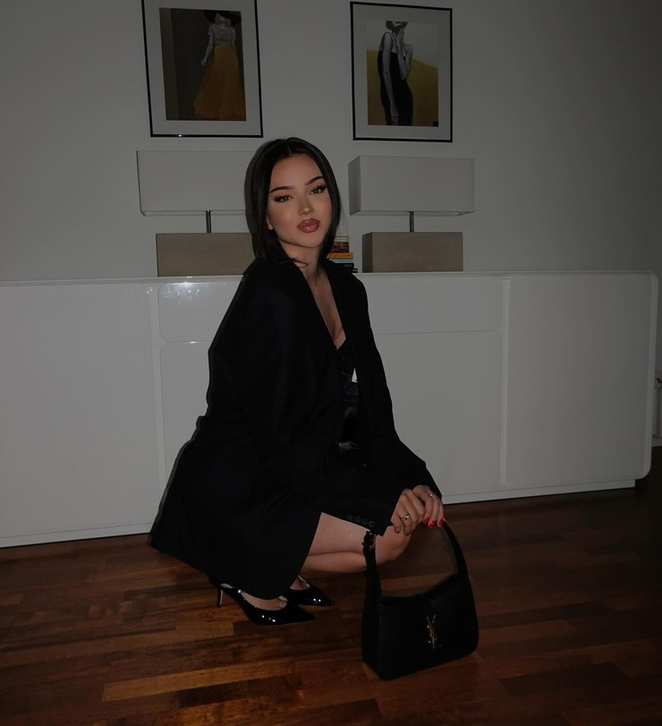 Dzana Dzzyzzle