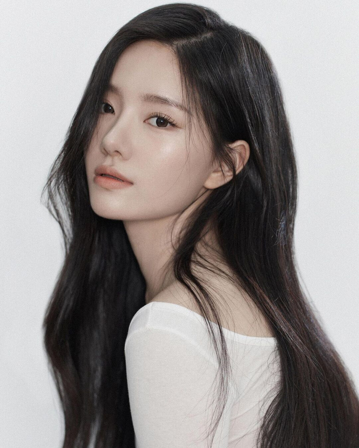 Na-yeon Lee Na-yeon Lee