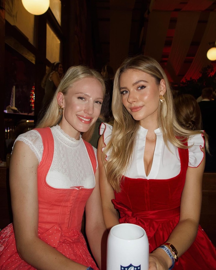 Emilia Bte Emilia Bte