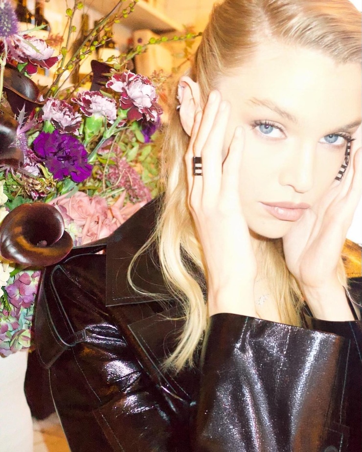 Stella Maxwell