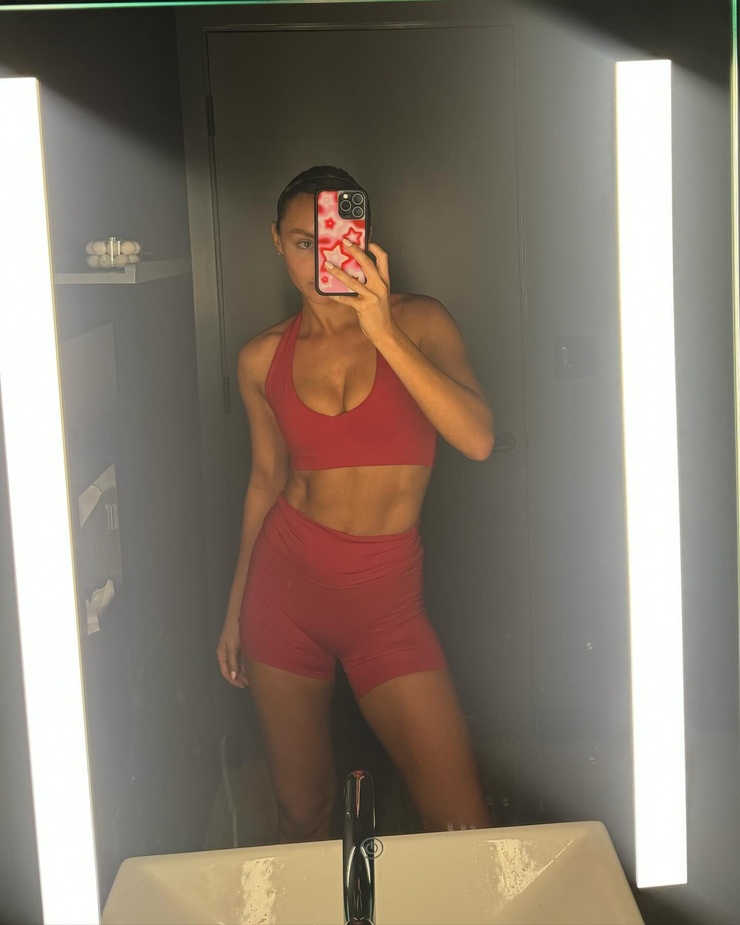 Kateri Dion