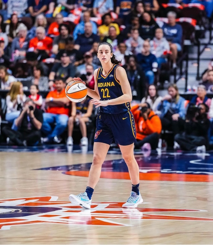 Caitlin Clark (ii)
