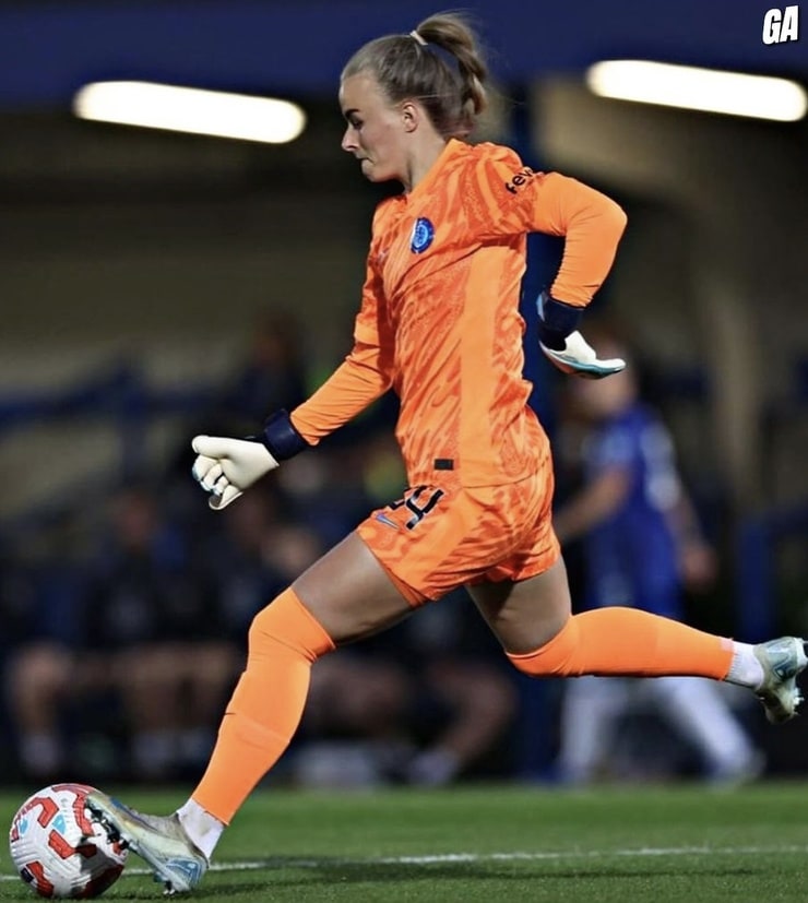Hannah Hampton