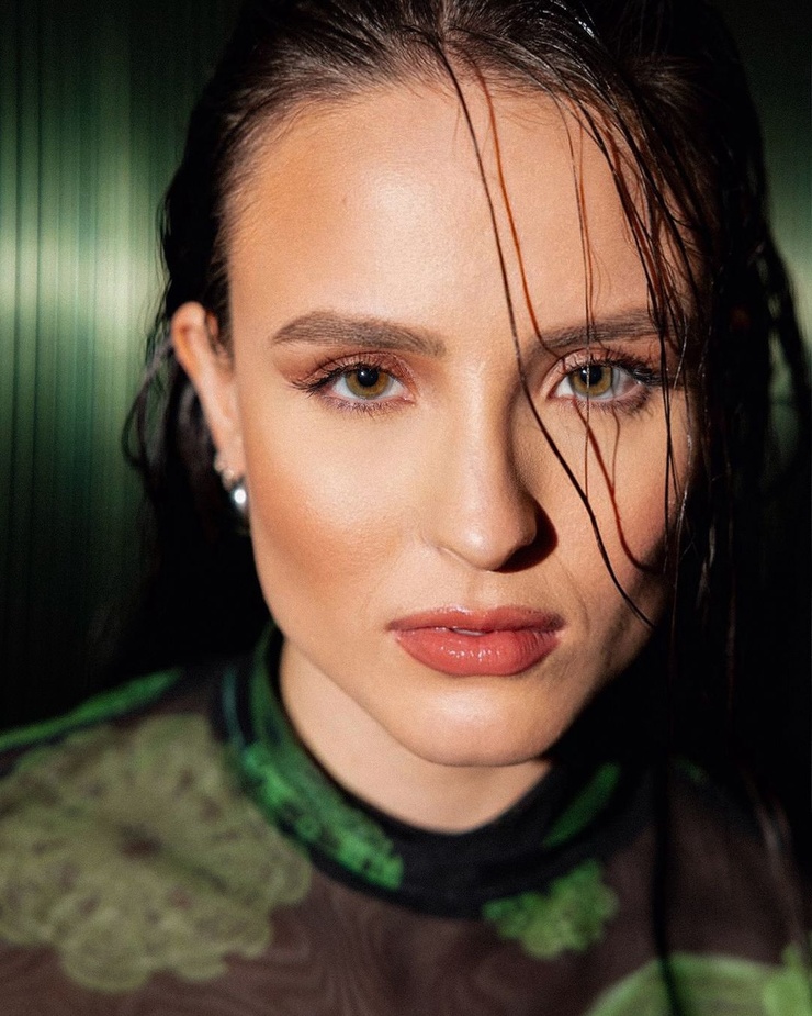 Larissa Manoela