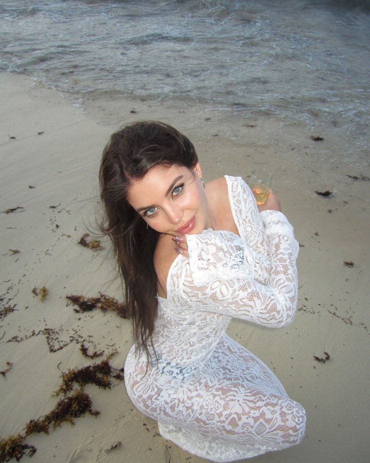 Flavia Laos