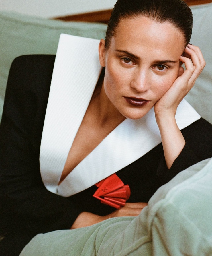 Alicia Vikander