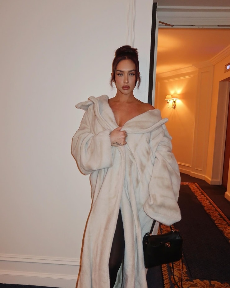 Anastasia Karanikolaou Anastasia Karanikolaou