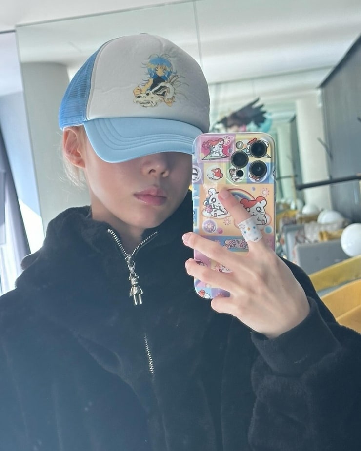 Min-Jeong Kim