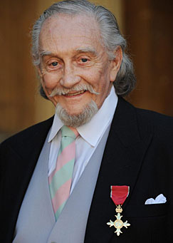 Roy Dotrice Roy Dotrice