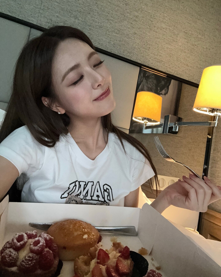 Shin Yuna