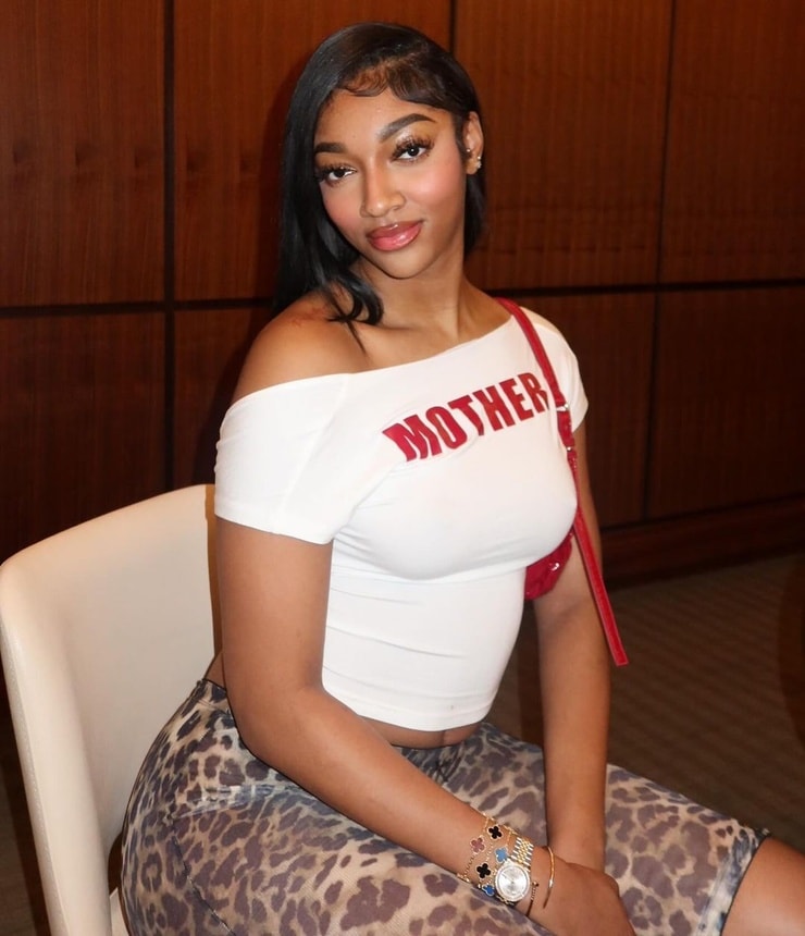Angel Reese Angel Reese