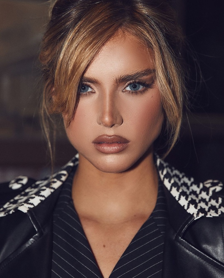 Kari Cassandra Riley