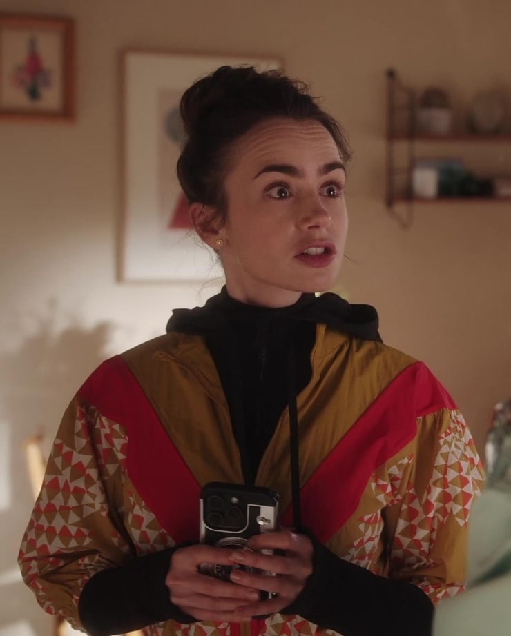 Lily Collins