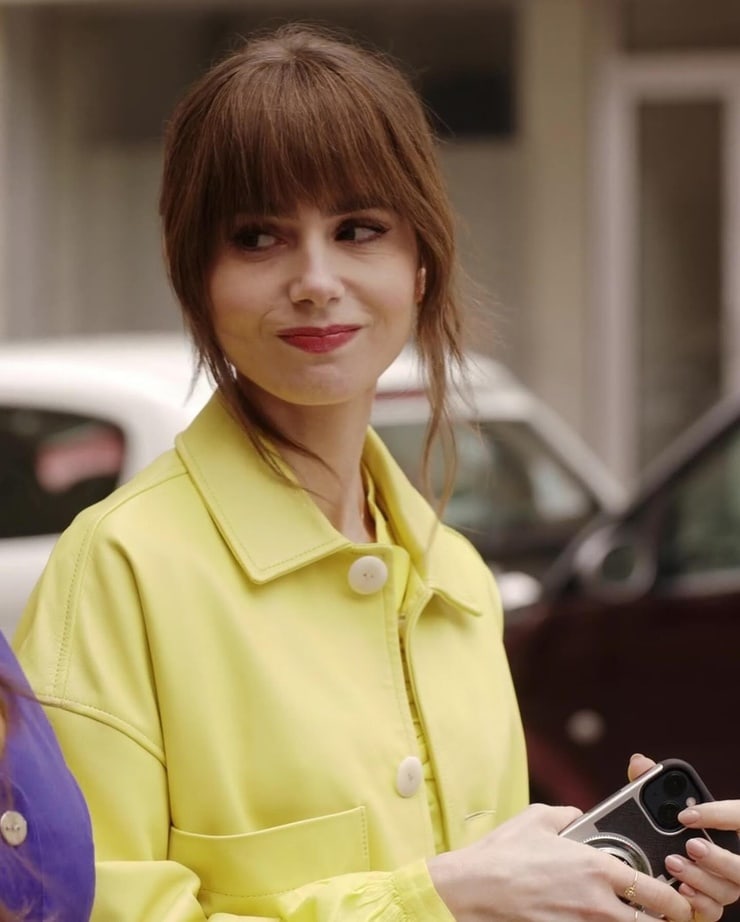 Lily Collins