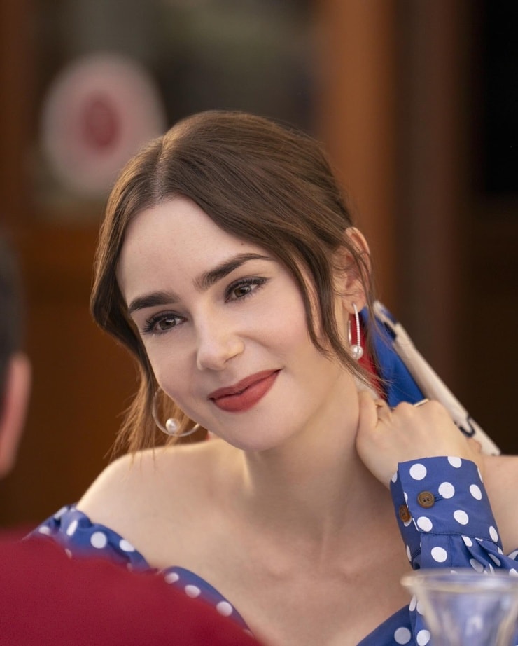 Lily Collins