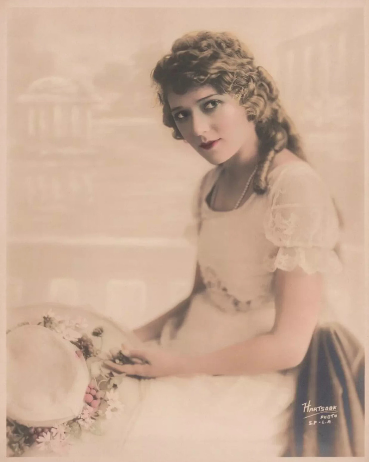 Mary Pickford