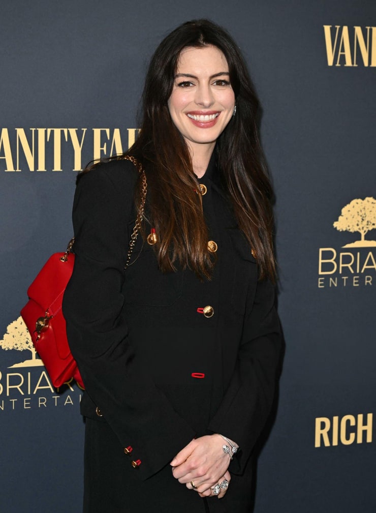 Anne Hathaway