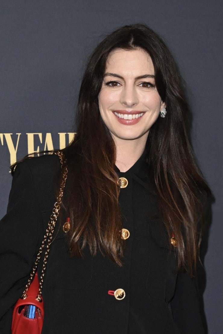 Anne Hathaway