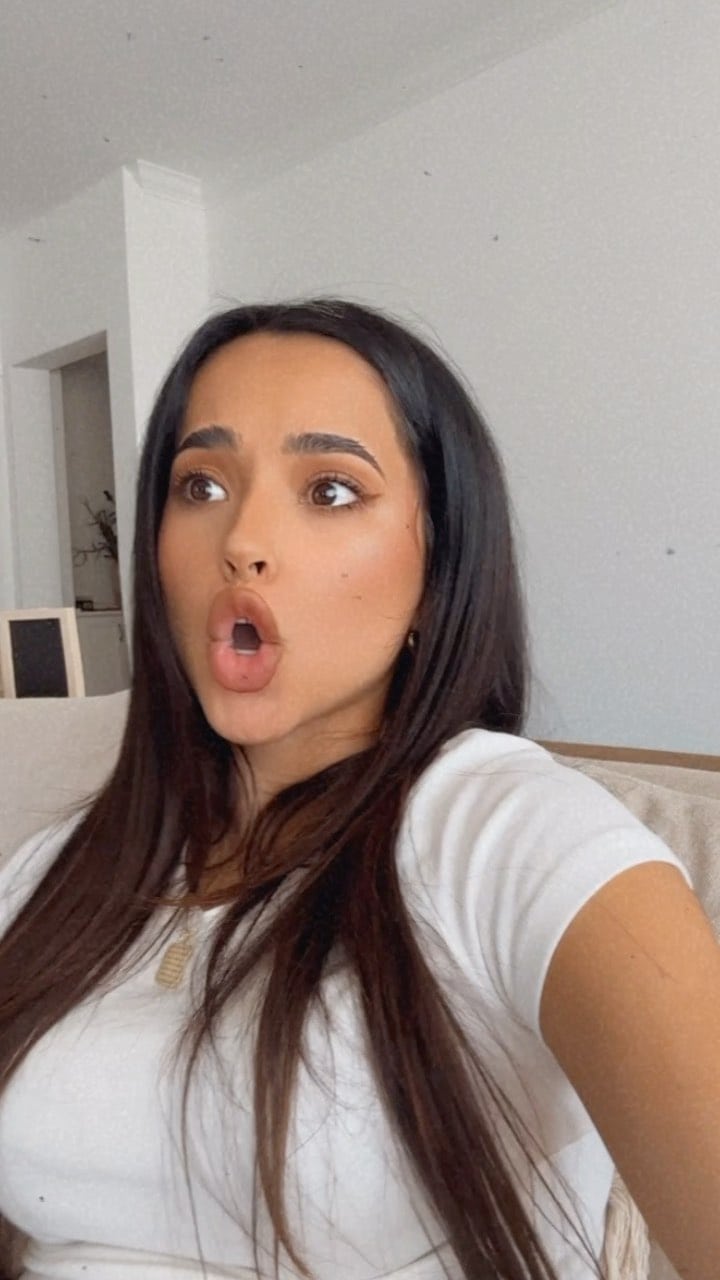 Becky G.