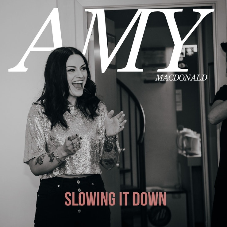 Amy Mcdonald-(singer)