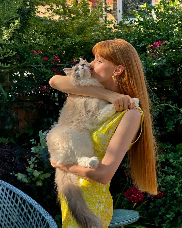 Alina Kovalenko Alina Kovalenko