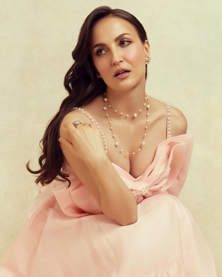 Elli Avram