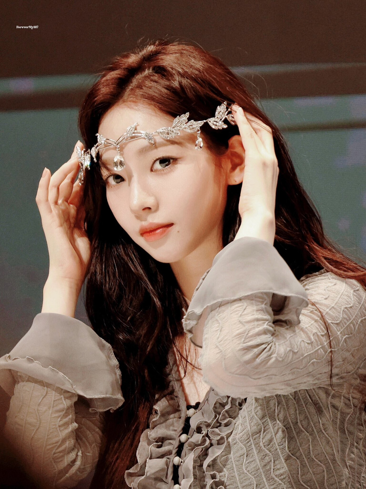 Ji-min Yoo Ji-min Yoo
