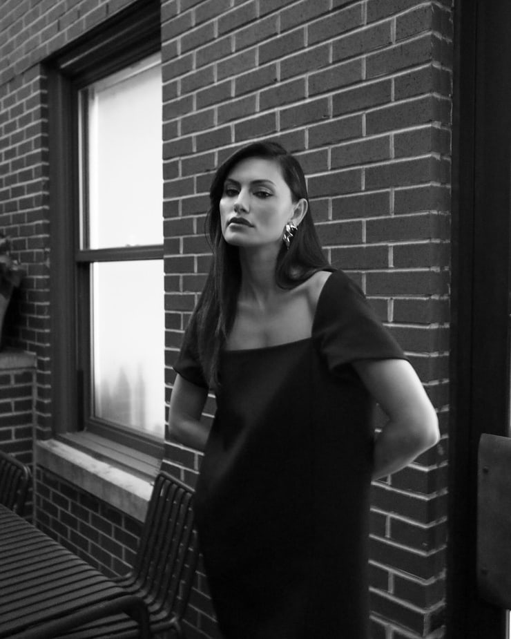 Picture of Phoebe Tonkin