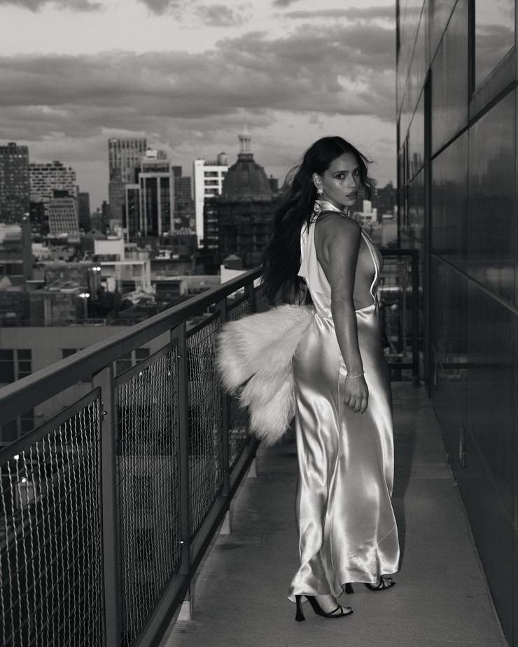 Adria Arjona