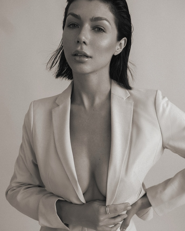 CATA FREER CATA FREER