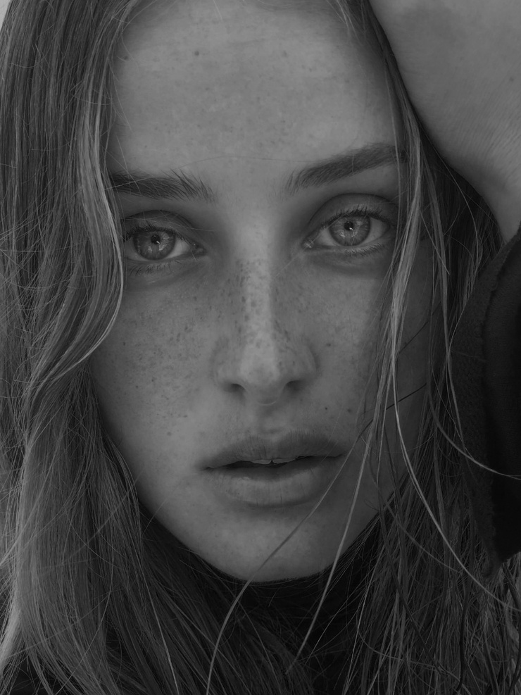 Anna Van Patten