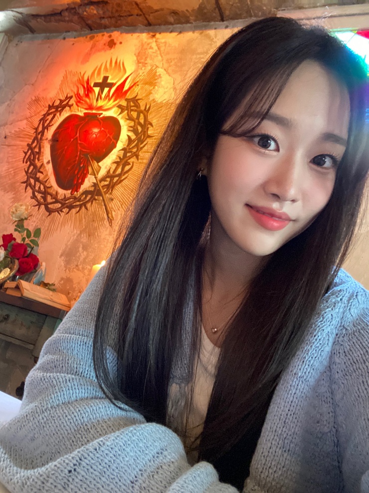 Na Yoon Hwang