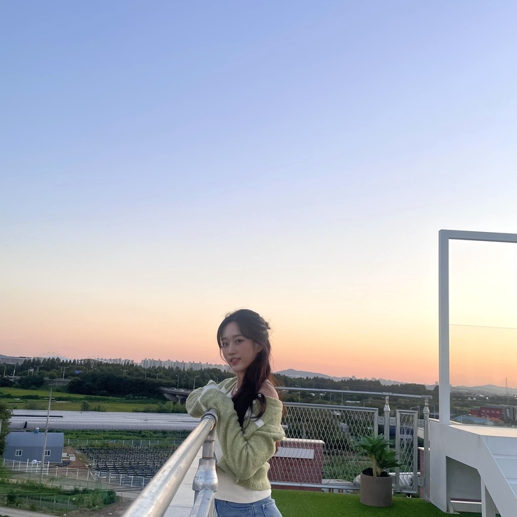 Na Yoon Hwang