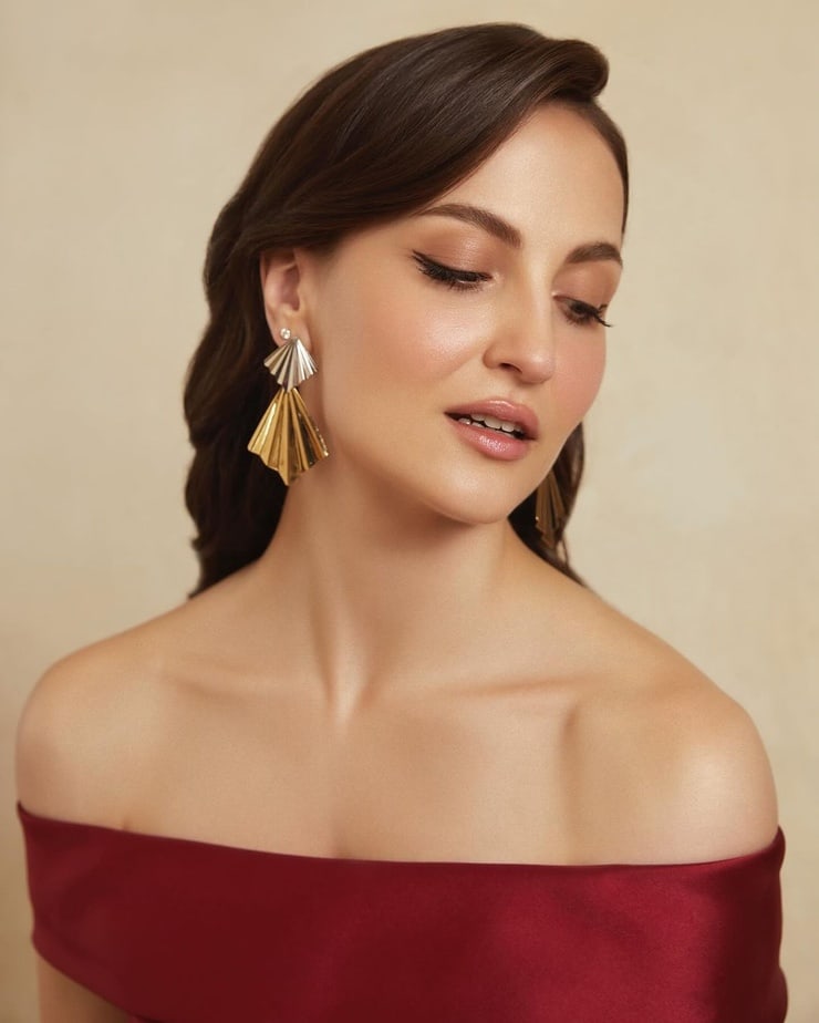 Elli Avram