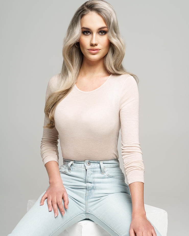 Adéla Štroffeková