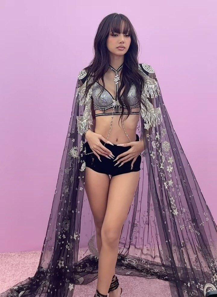 Lalisa Manoban Lalisa Manoban