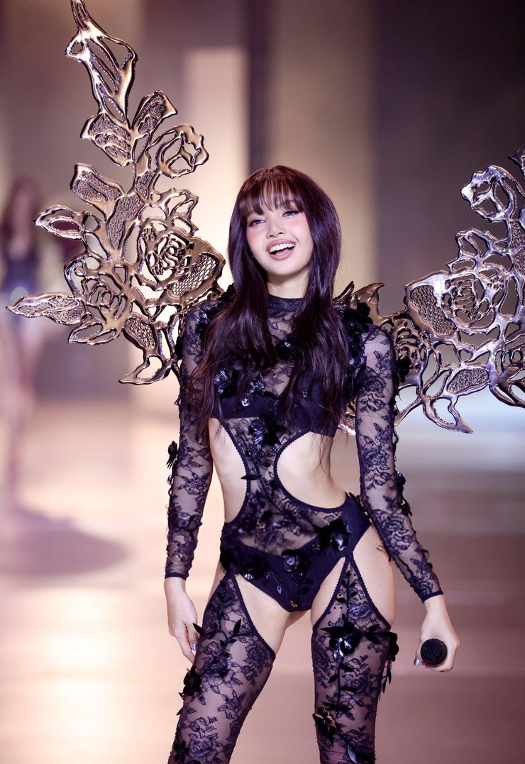 Lalisa Manoban Lalisa Manoban