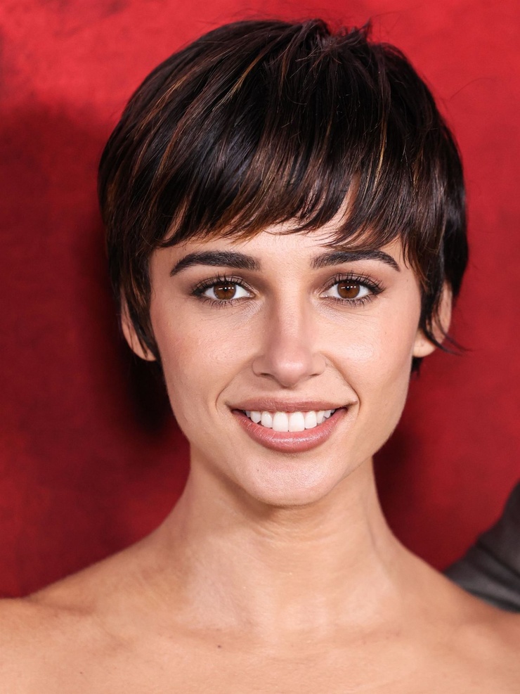 Naomi Scott Naomi Scott