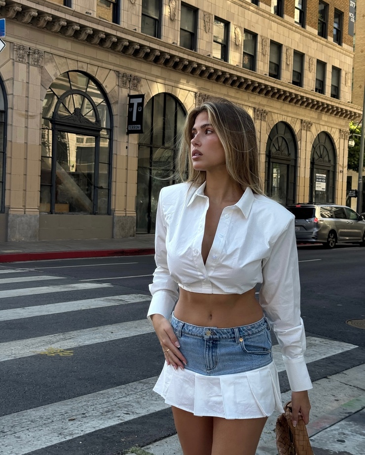 Kara Del Toro Kara Del Toro