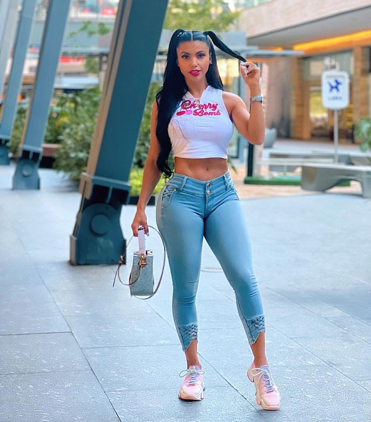 Yesli Gomez