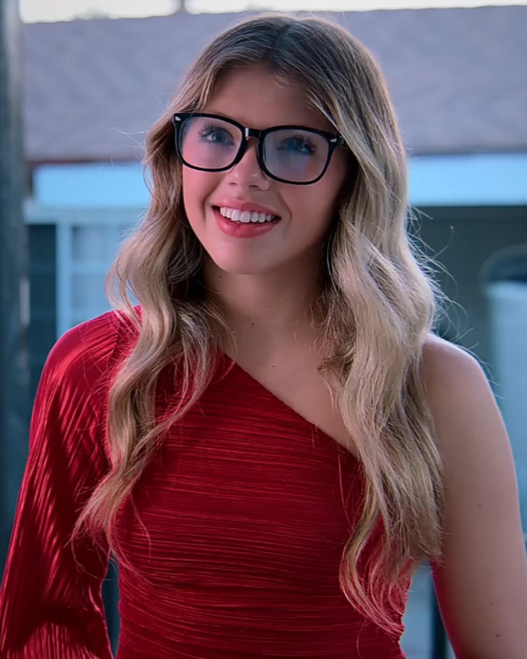 Neela Jolene
