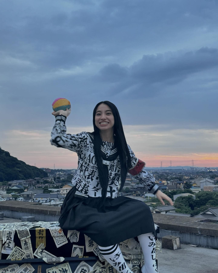 Atarashii Gakko!