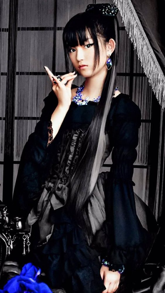 Suzuka Nakamoto
