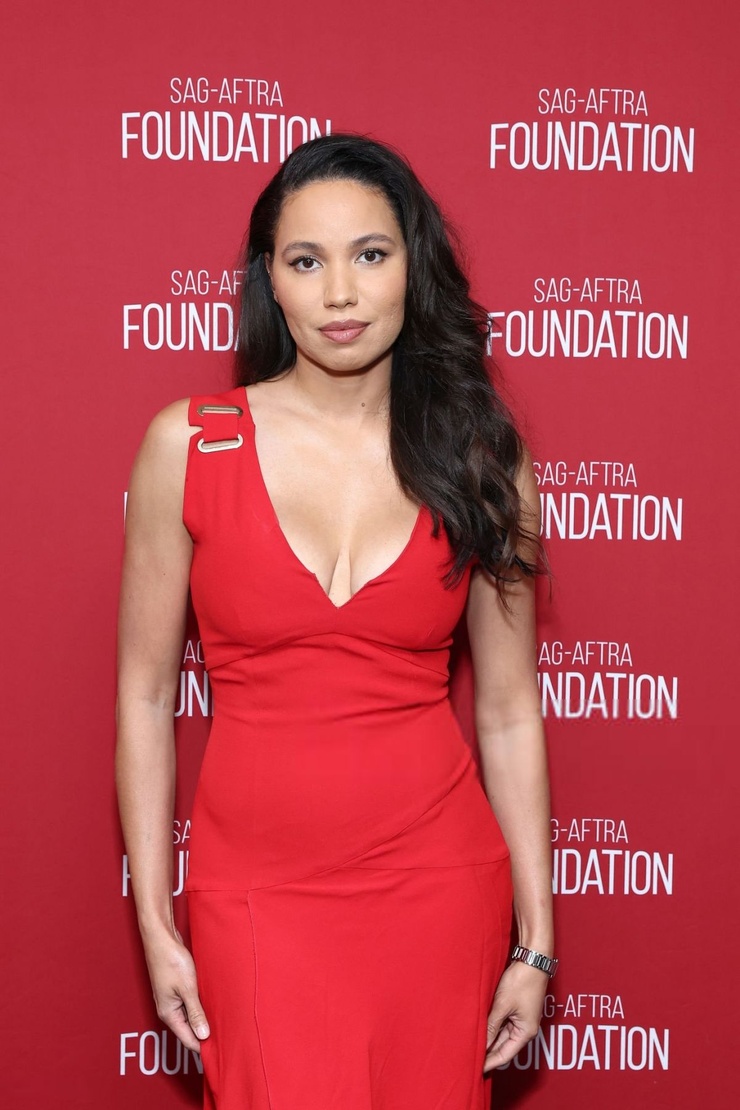 Jurnee Smollett-Bell