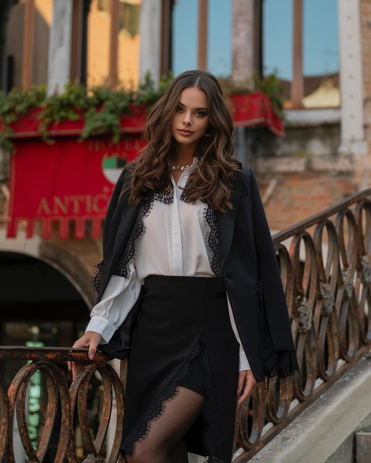 Meika Woollard Meika Woollard