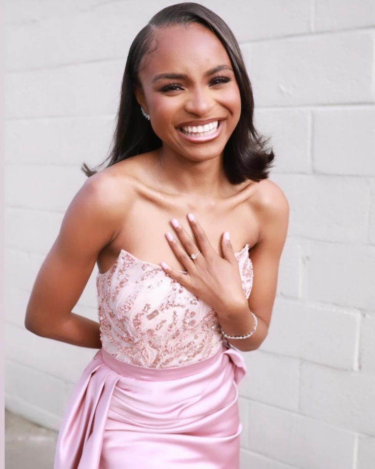 Saniyya Sidney